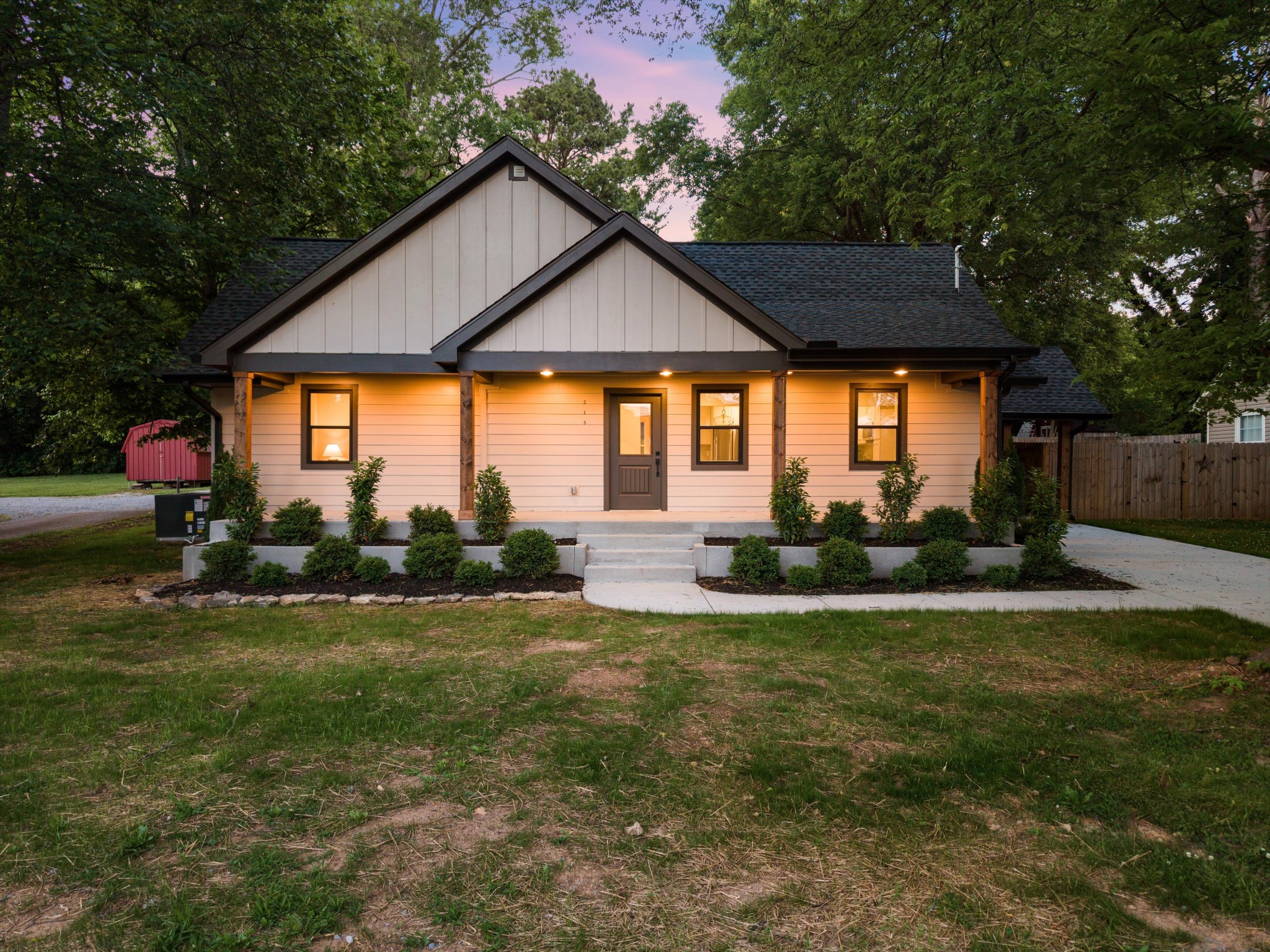 213 5th Avenue Columbia TN 38401