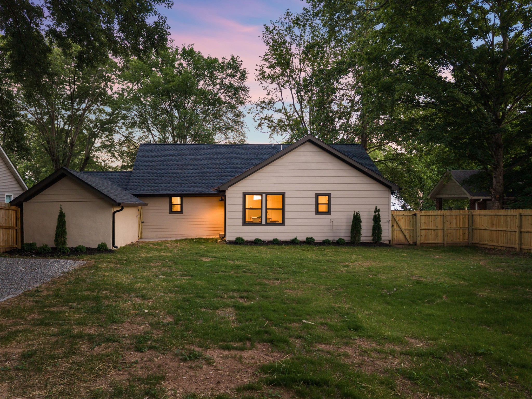 213 5th Avenue Columbia TN 38401