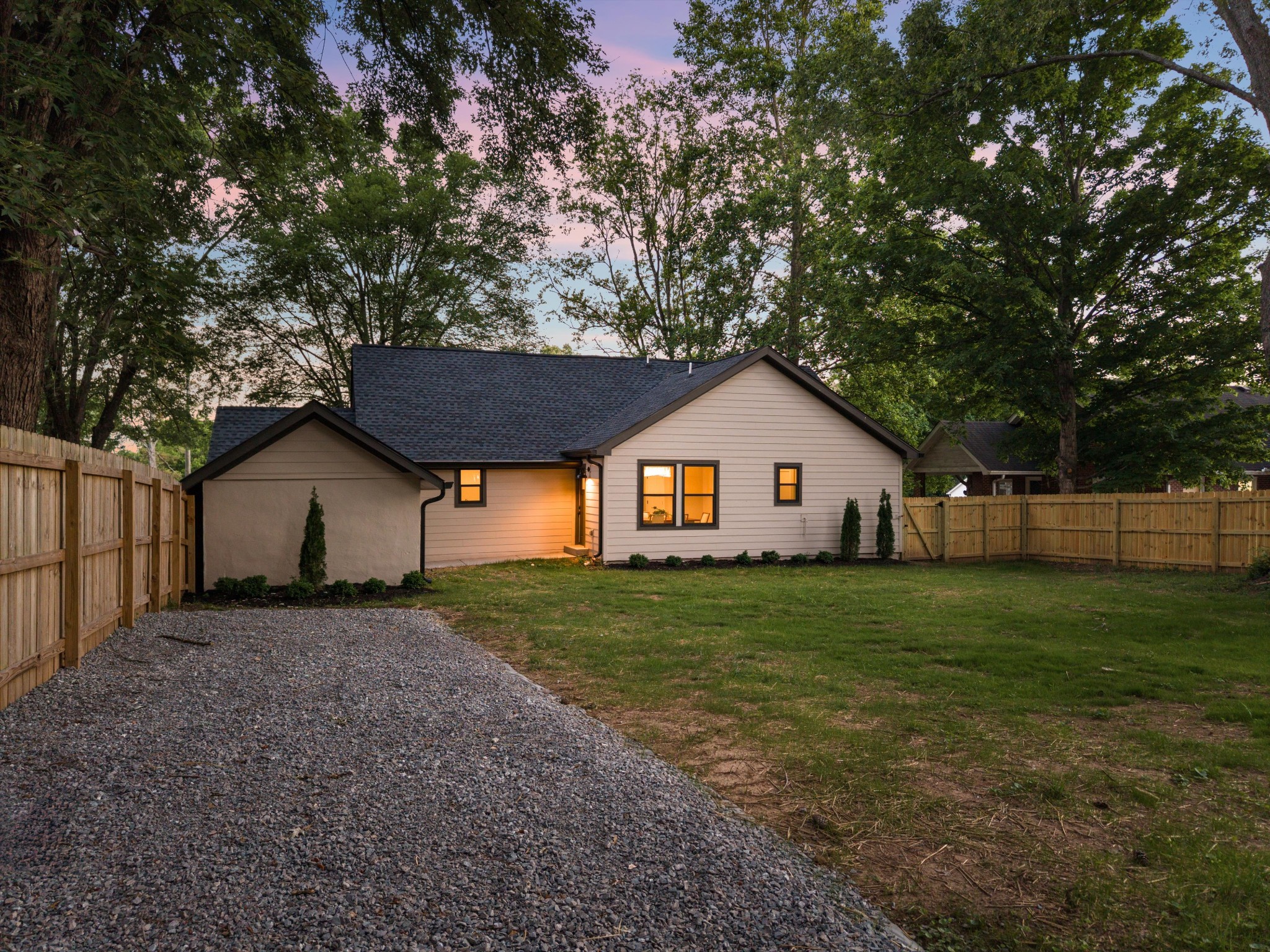 213 5th Avenue Columbia TN 38401