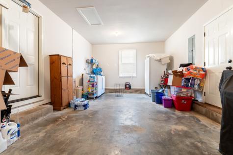 220 Bobwhite Drive Lyles TN 37098
