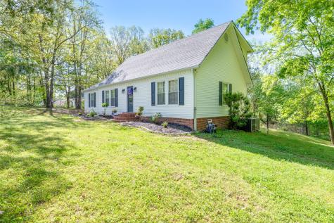 220 Bobwhite Drive Lyles TN 37098