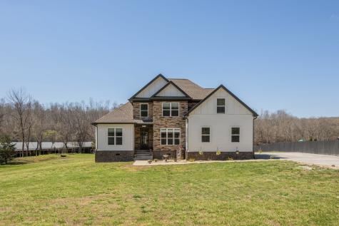 2864 Garners Creek Road Dickson TN 37055