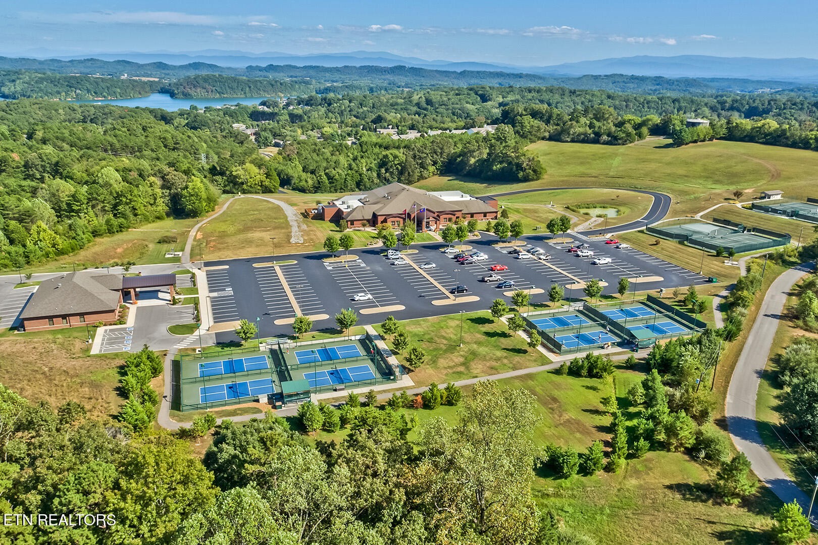 306 Awohili Lane Loudon TN 37774