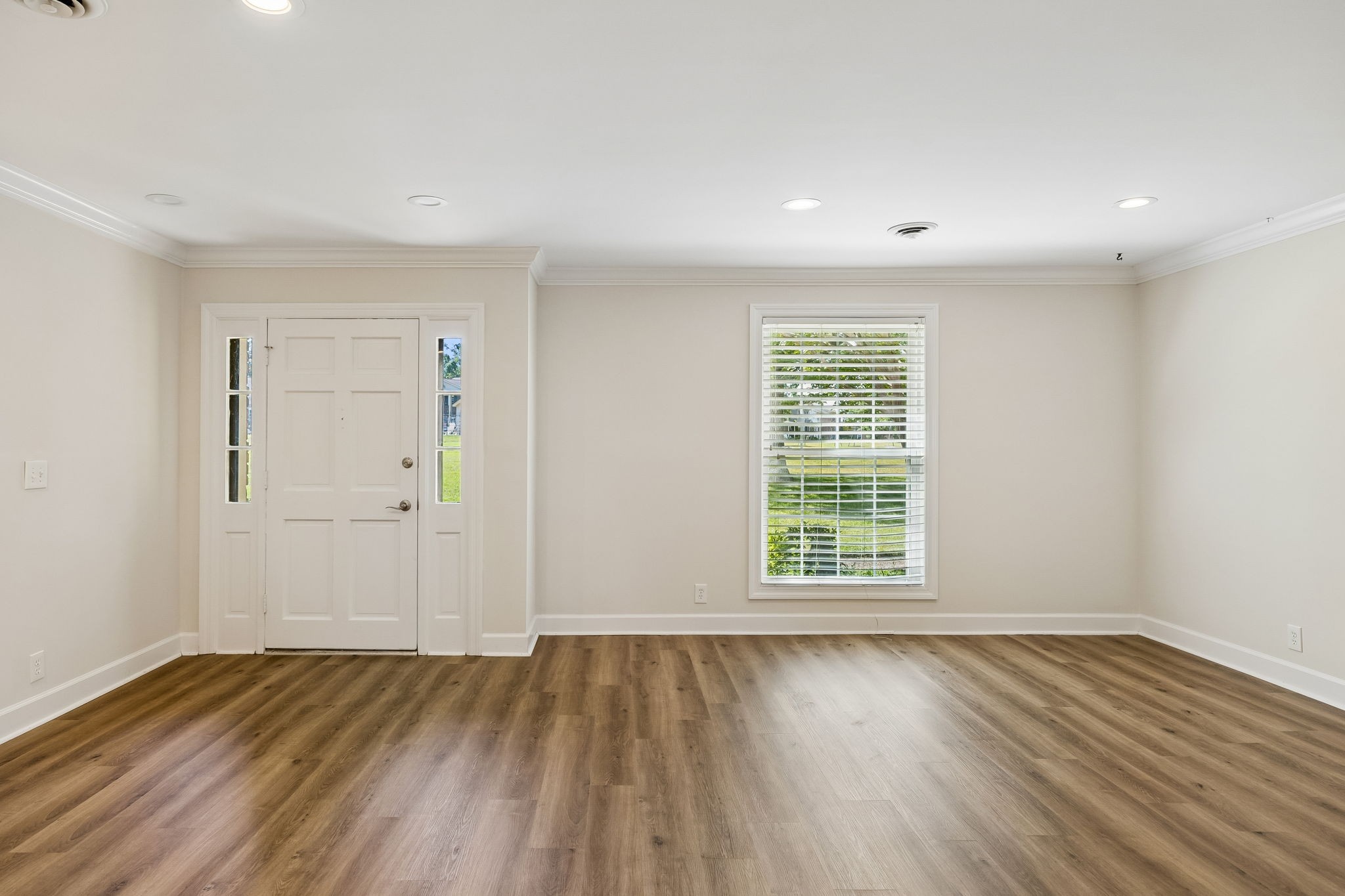 8207 Sawyer Brown Road Nashville TN 37221