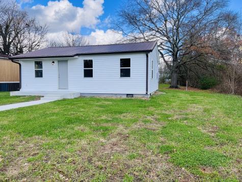 305 S Polk Street Tullahoma TN 37388