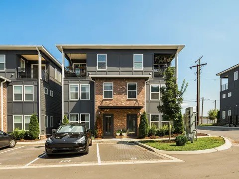 102 Duke Street Nashville TN 37207