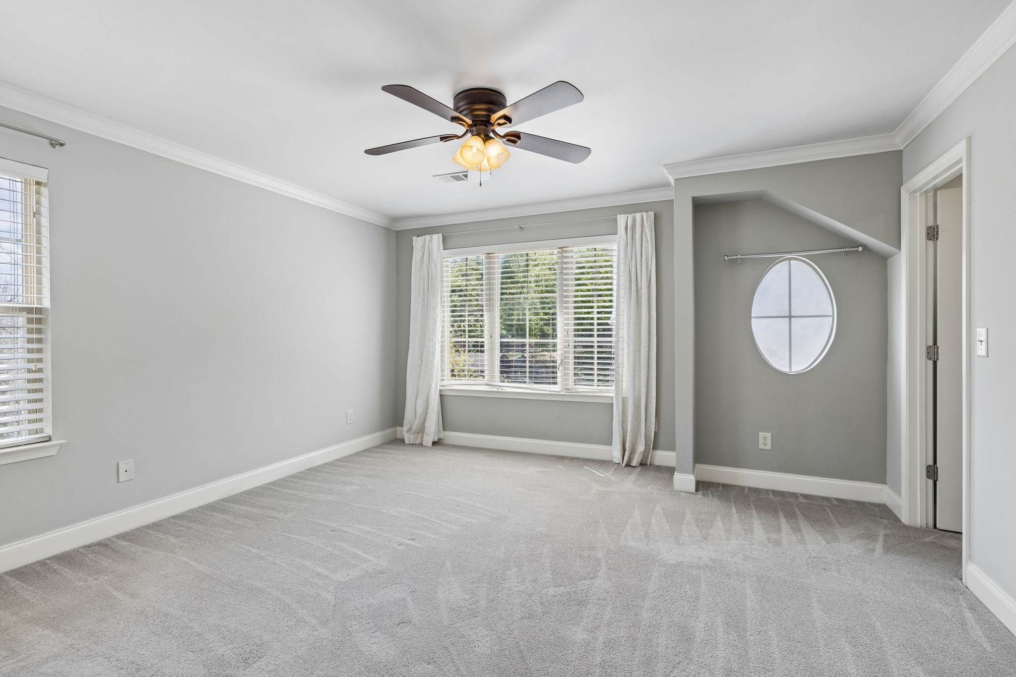 1040 Woodbury Falls Drive Nashville TN 37221