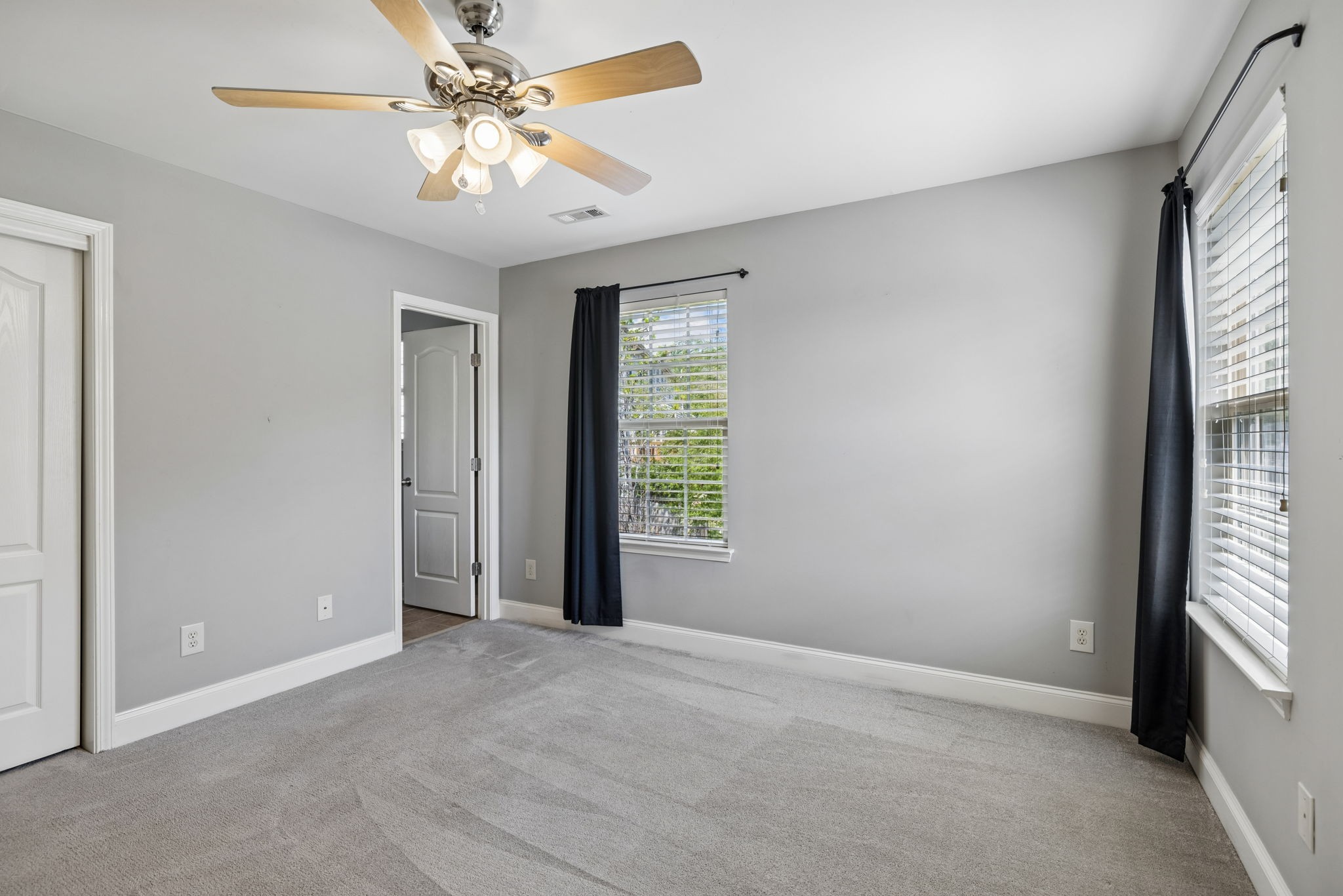 1040 Woodbury Falls Drive Nashville TN 37221