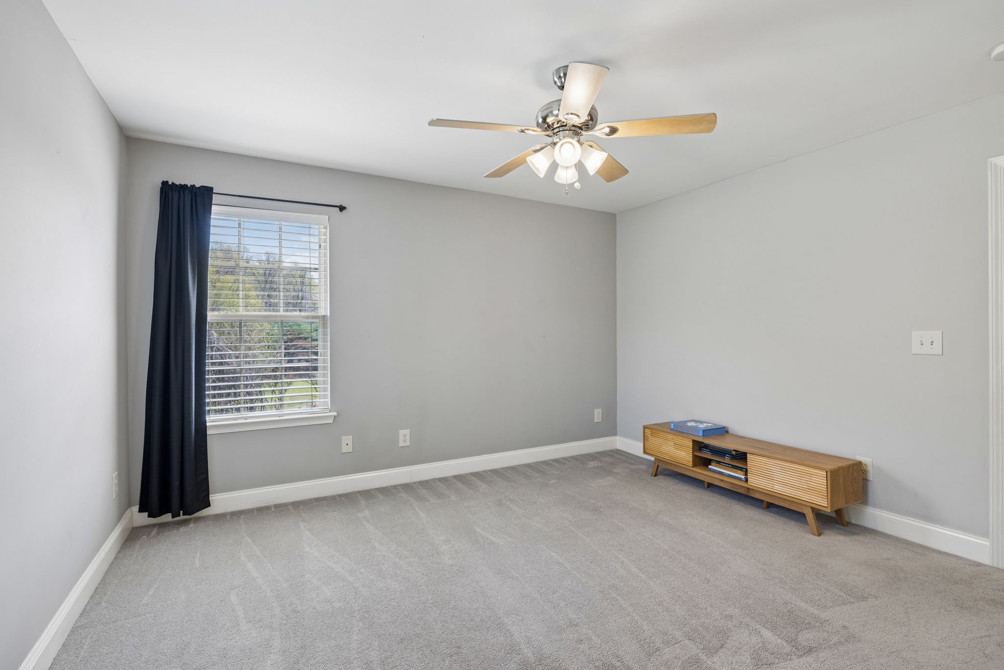 1040 Woodbury Falls Drive Nashville TN 37221