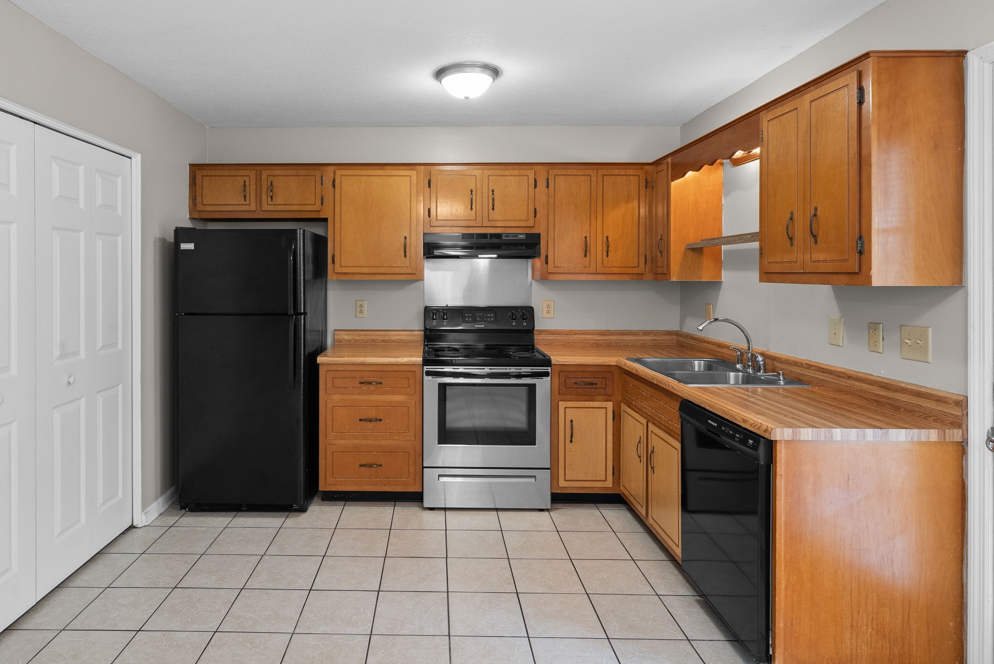 921 Kingsbury Drive Clarksville TN 37040