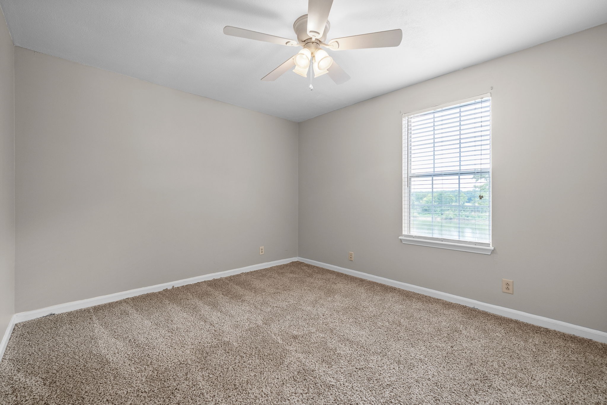 921 Kingsbury Drive Clarksville TN 37040