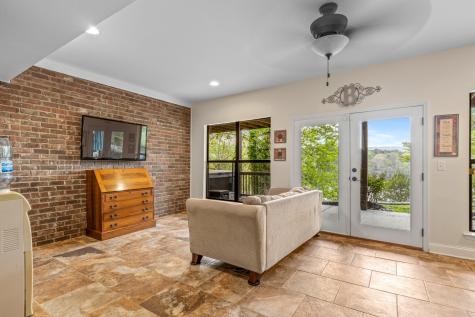 979 Clift Cave Road Soddy Daisy TN 37379