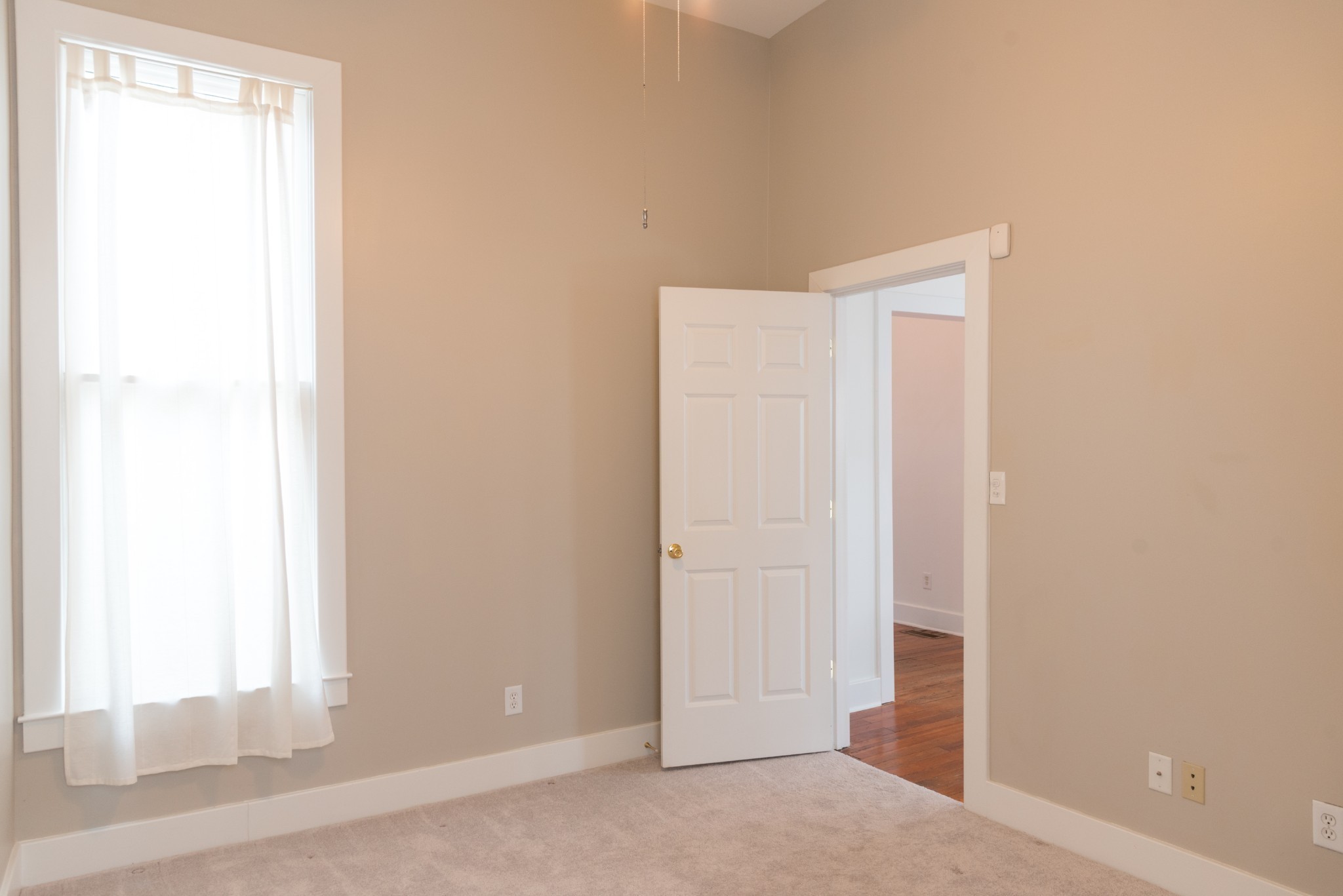 1410 10th Ave, N Nashville TN 37208