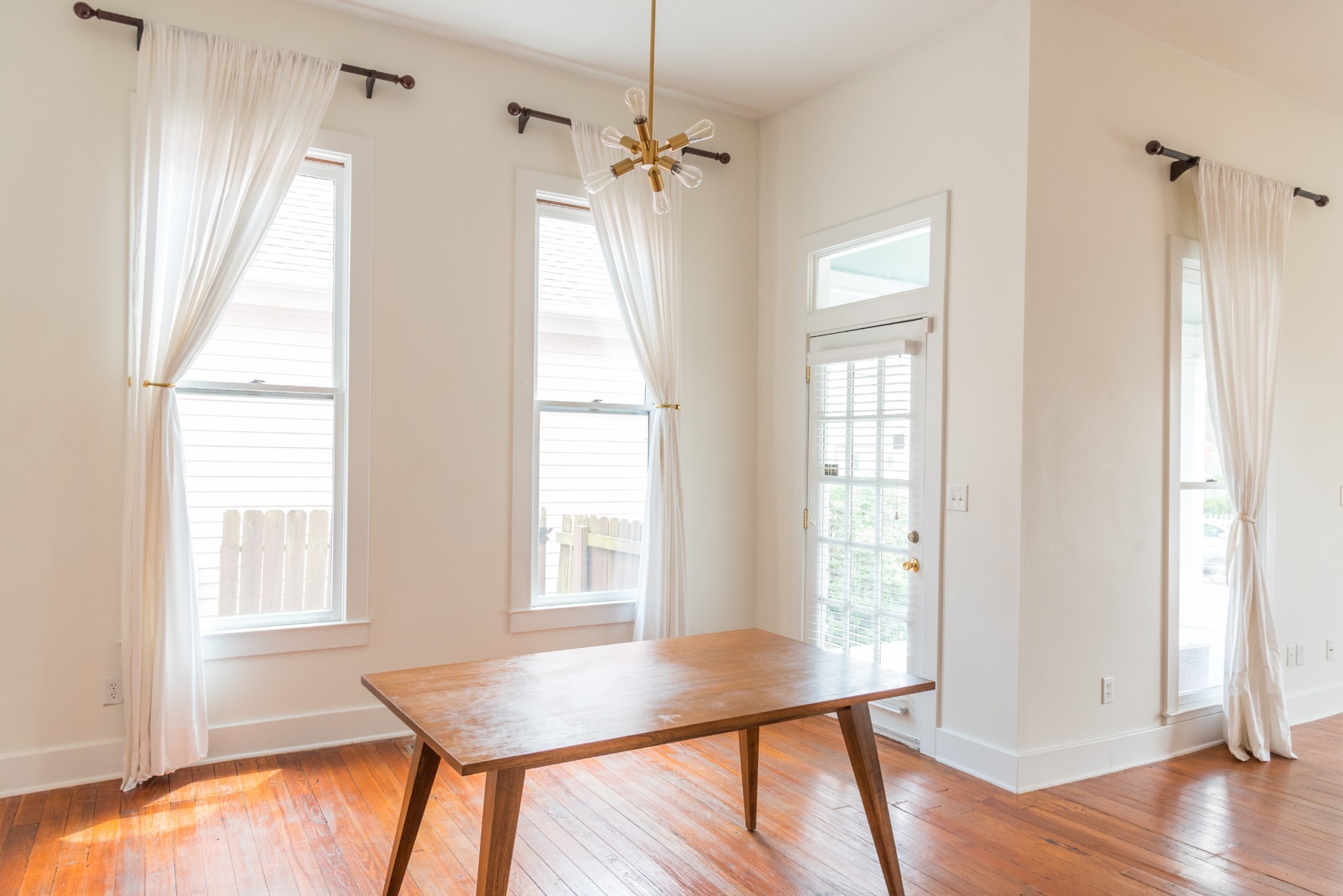 1410 10th Ave, N Nashville TN 37208