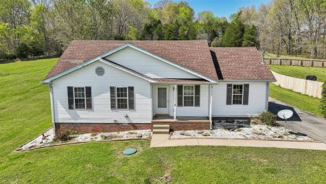 2630 Cummings Circle Clarksville TN 37042