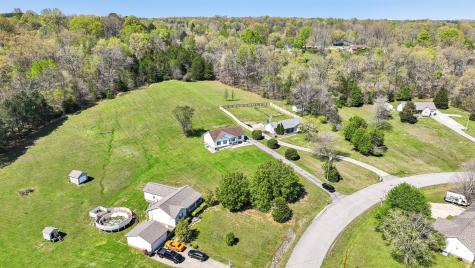 2630 Cummings Circle Clarksville TN 37042