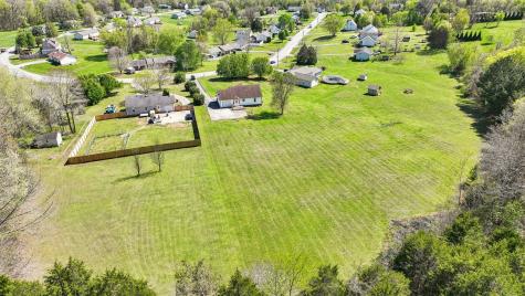 2630 Cummings Circle Clarksville TN 37042