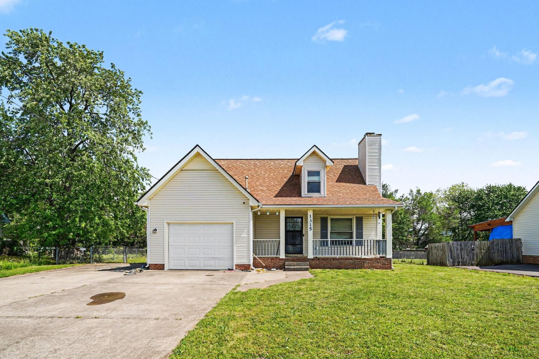 1315 Wennona Drive Clarksville TN 37042