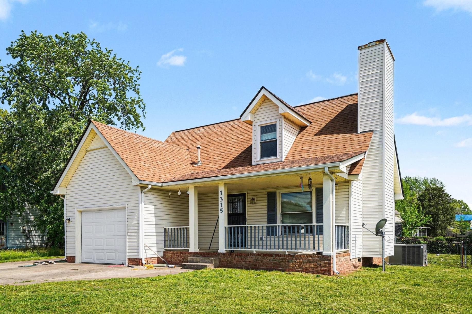 1315 Wennona Drive Clarksville TN 37042