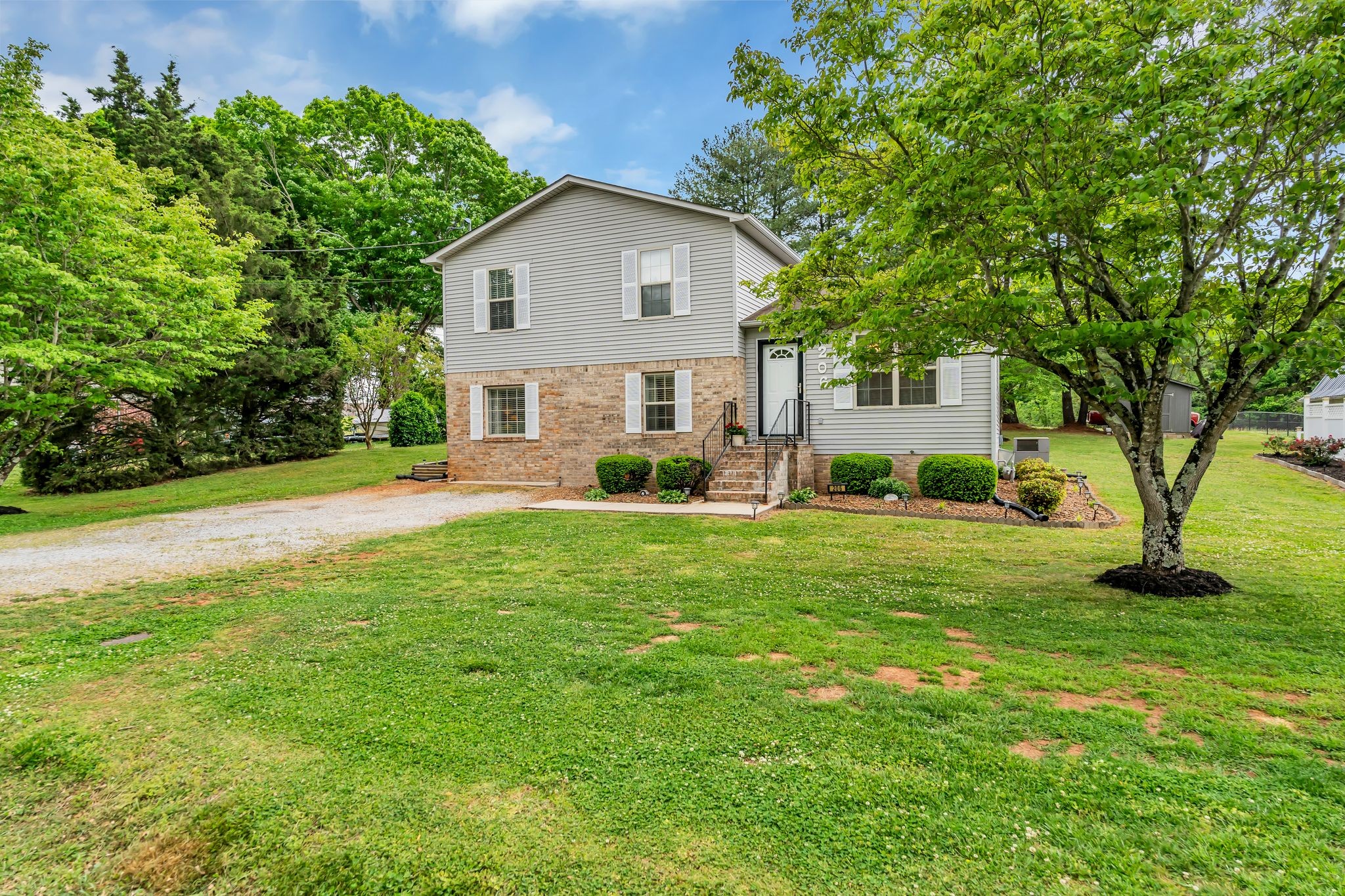 206 Homeward Avenue Winchester TN 37398
