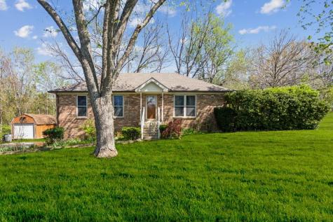 1190 Corum Hill Road Castalian Springs TN 37031