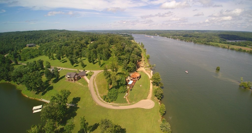 117 Riverbreeze Drive Sugar Tree TN 38380