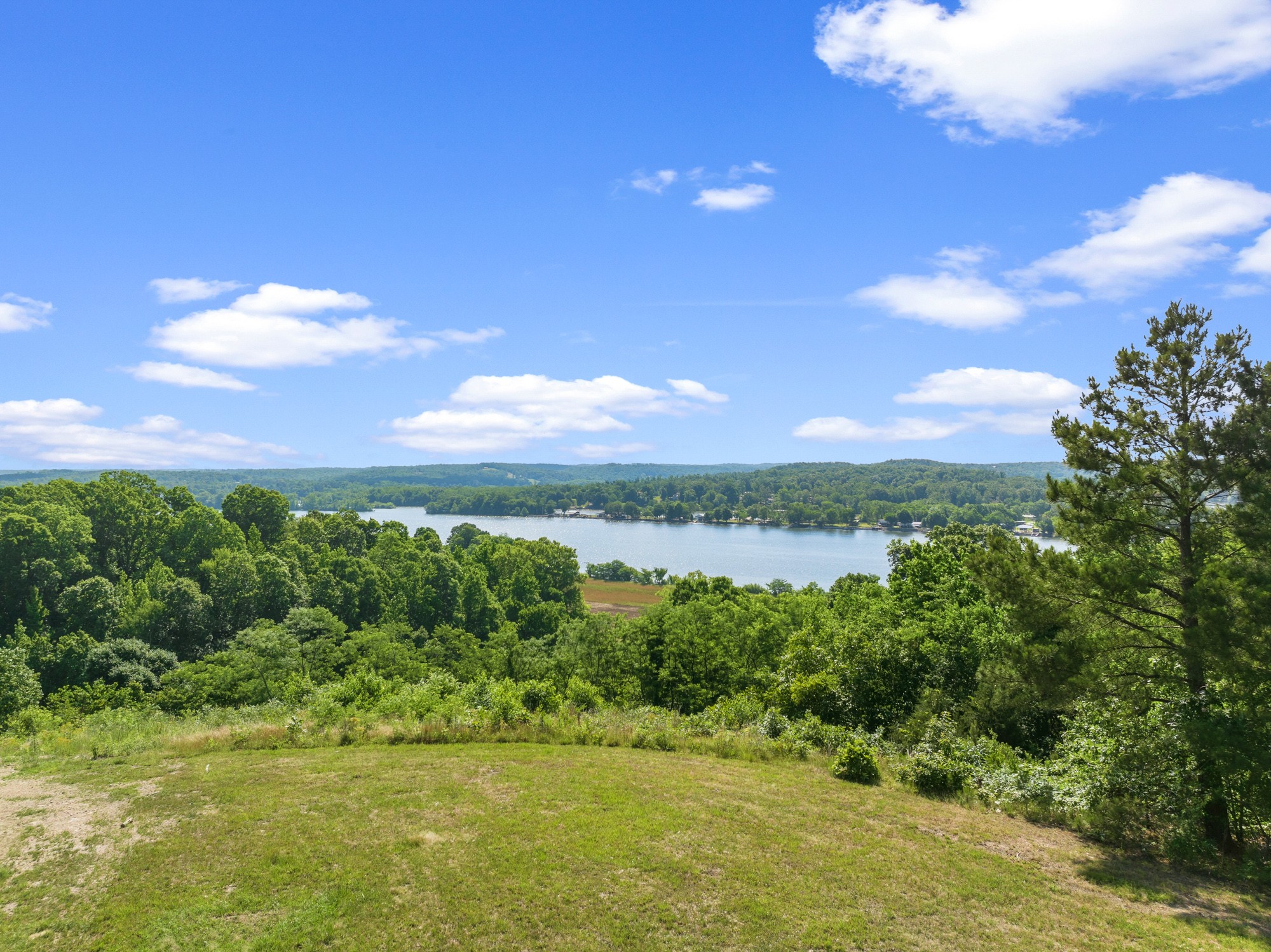 117 Riverbreeze Drive Sugar Tree TN 38380