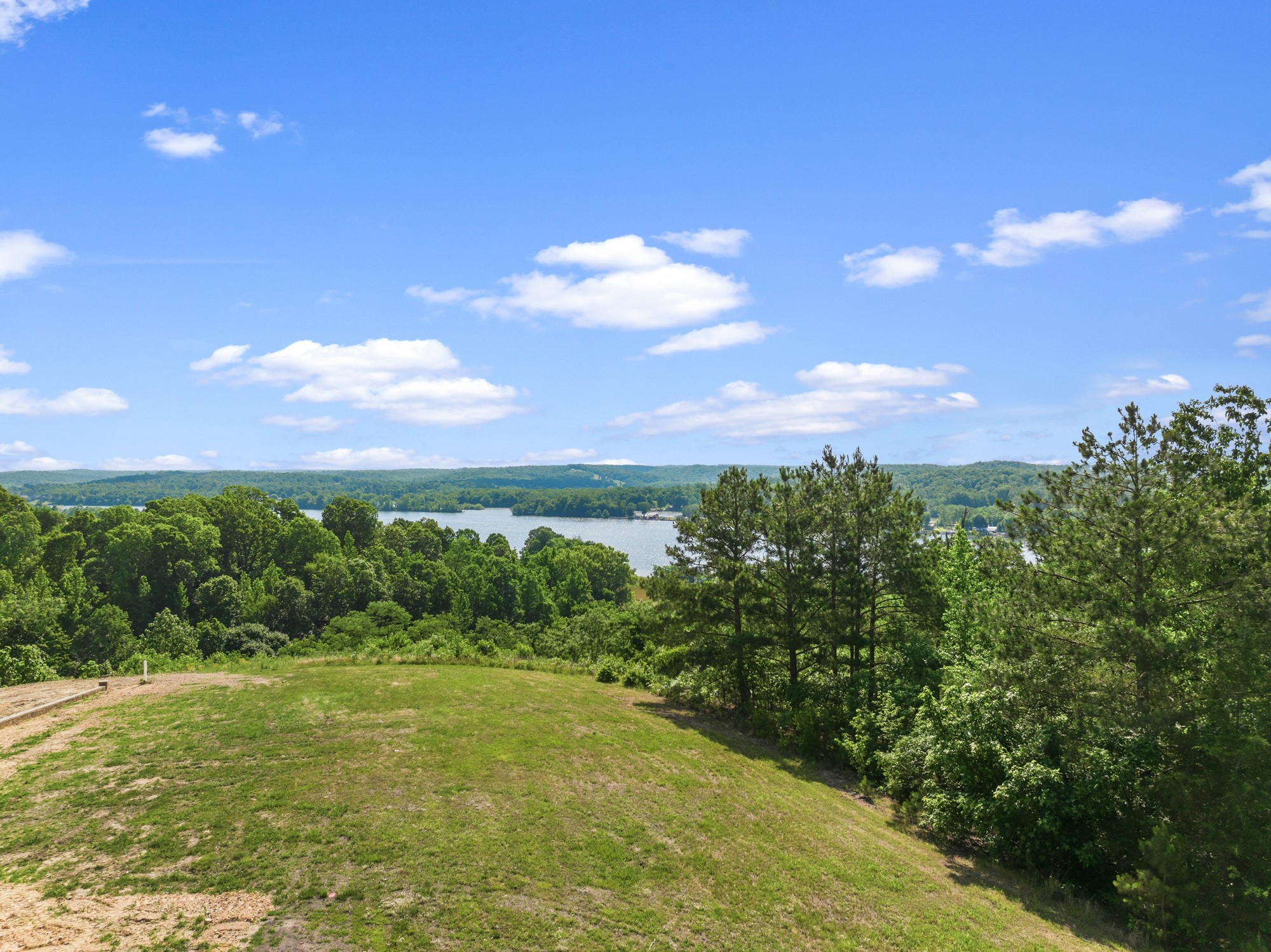 117 Riverbreeze Drive Sugar Tree TN 38380