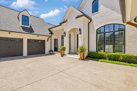 8162 Heirloom Boulevard College Grove TN 37046