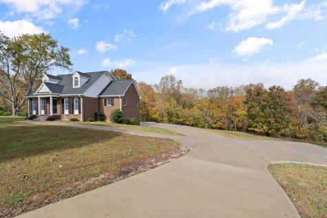 1719 Wynnewood Drive Chapmansboro TN 37035