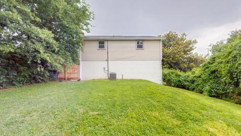 2104 W Richmond Hill Drive Nashville TN 37207