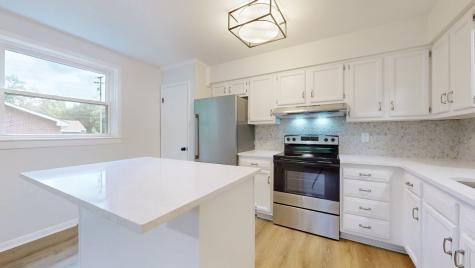 2104 W Richmond Hill Drive Nashville TN 37207