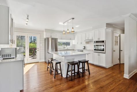 705 Harpeth Pkwy, W Nashville TN 37221