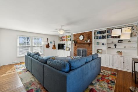 705 Harpeth Pkwy, W Nashville TN 37221