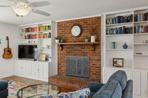 705 Harpeth Pkwy, W Nashville TN 37221