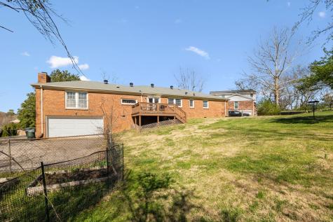 705 Harpeth Pkwy, W Nashville TN 37221