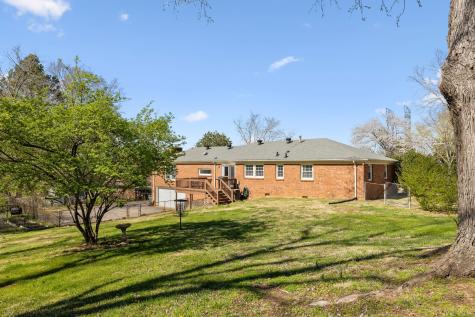 705 Harpeth Pkwy, W Nashville TN 37221