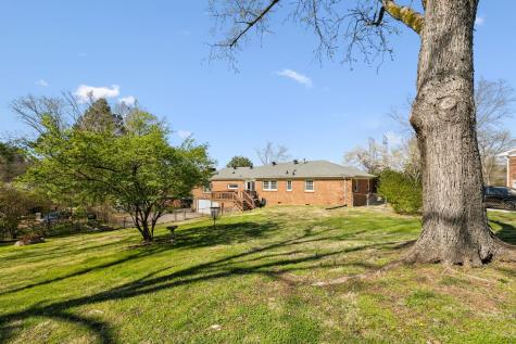 705 Harpeth Pkwy, W Nashville TN 37221