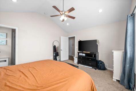 253 Eagle Cove Drive Hopkinsville KY 42240