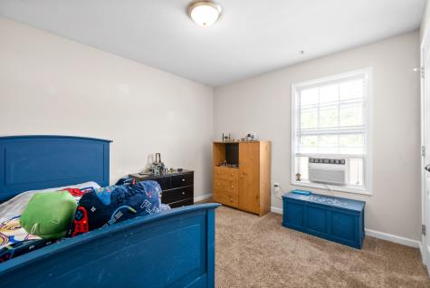 253 Eagle Cove Drive Hopkinsville KY 42240
