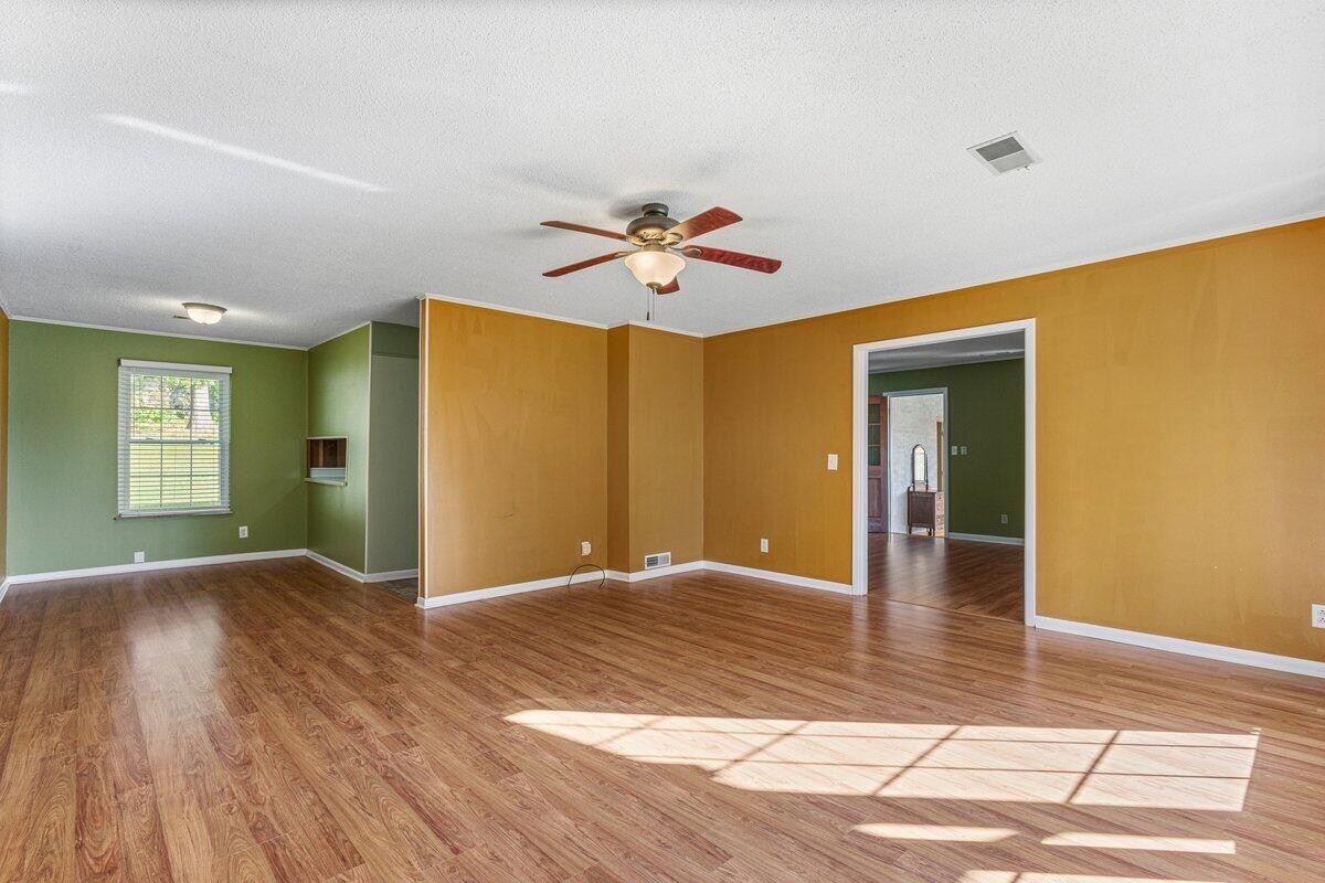 2612 U.s. 11 Athens TN 37303