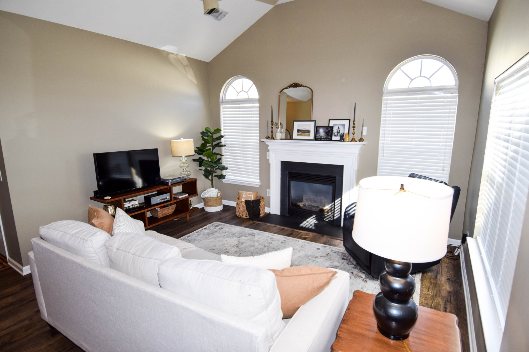 825 S Browns Lane Gallatin TN 37066