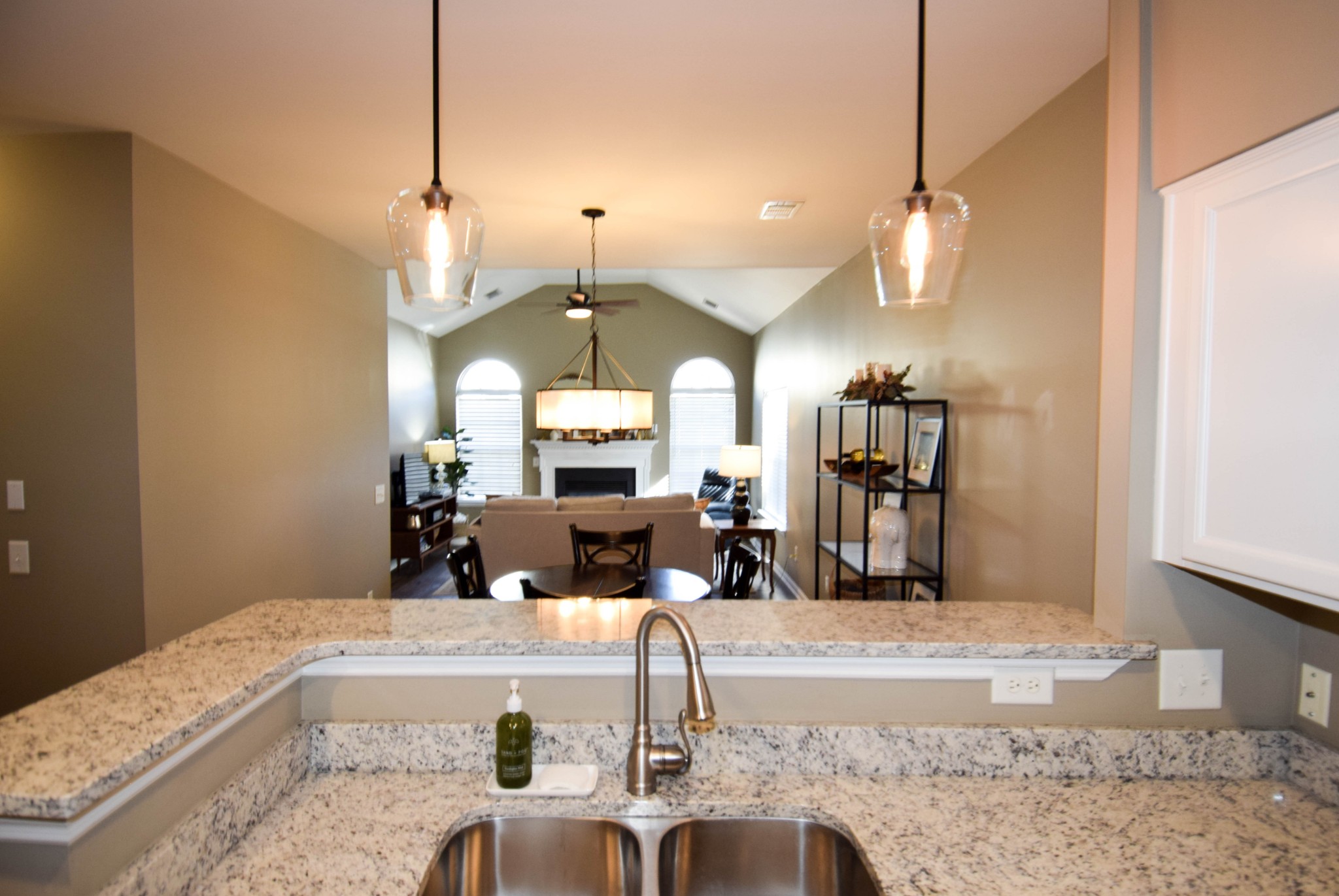 825 S Browns Lane Gallatin TN 37066