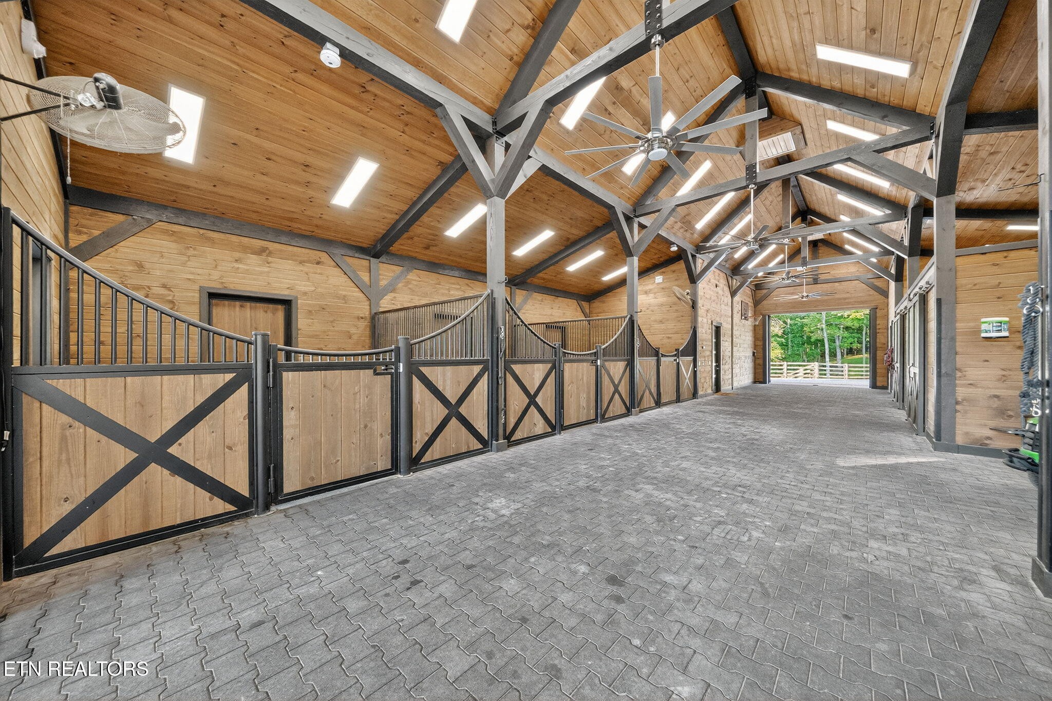 347 Charit Trail Jamestown TN 38556