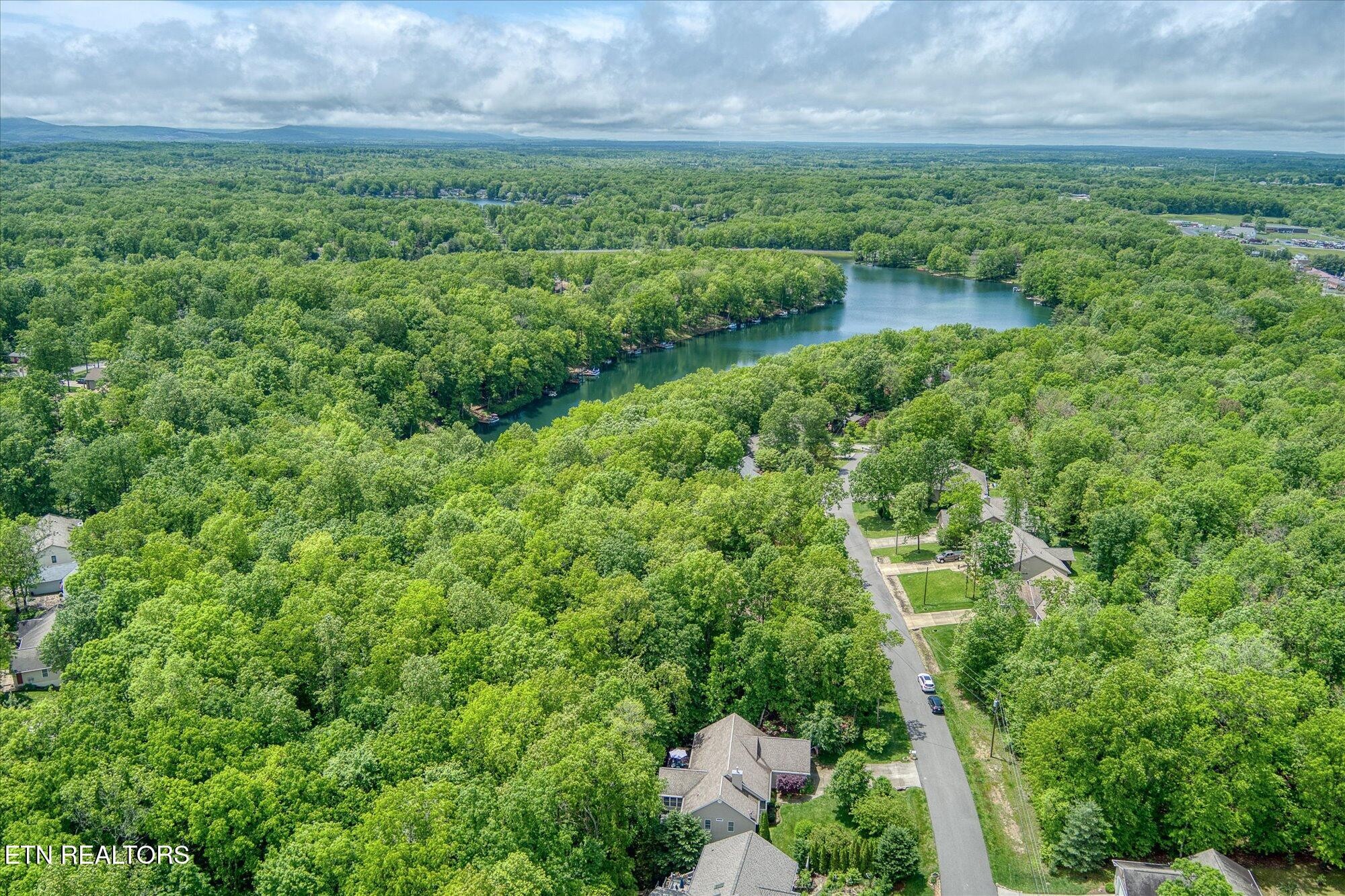 182 Canterbury Drive Crossville TN 38558