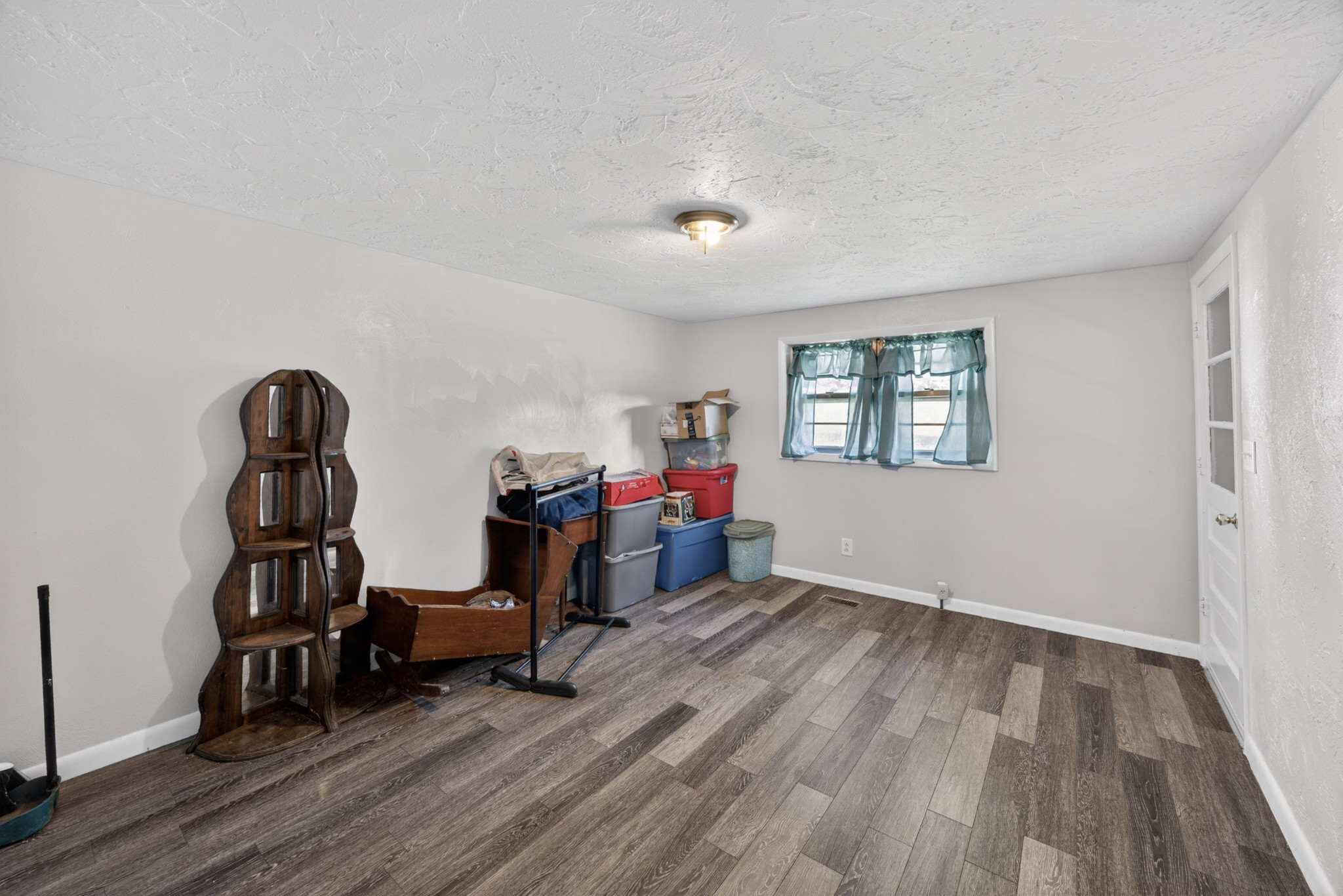1018 New Hope Road Hilham TN 38568