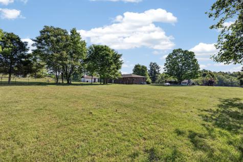 1018 New Hope Road Hilham TN 38568