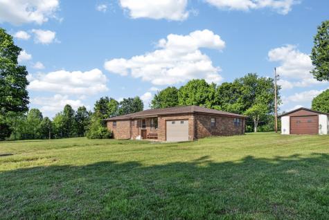 1018 New Hope Road Hilham TN 38568