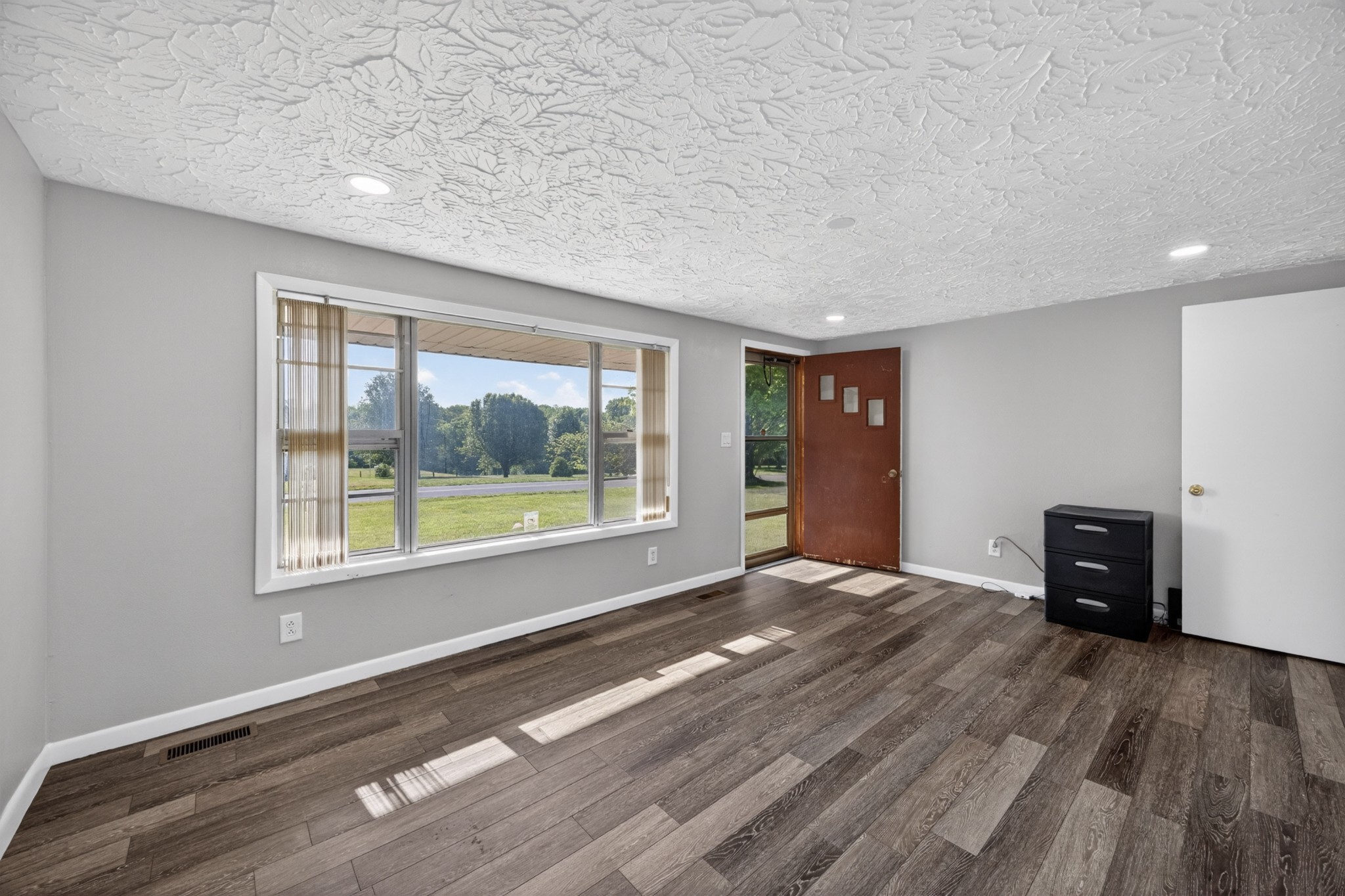 1018 New Hope Road Hilham TN 38568