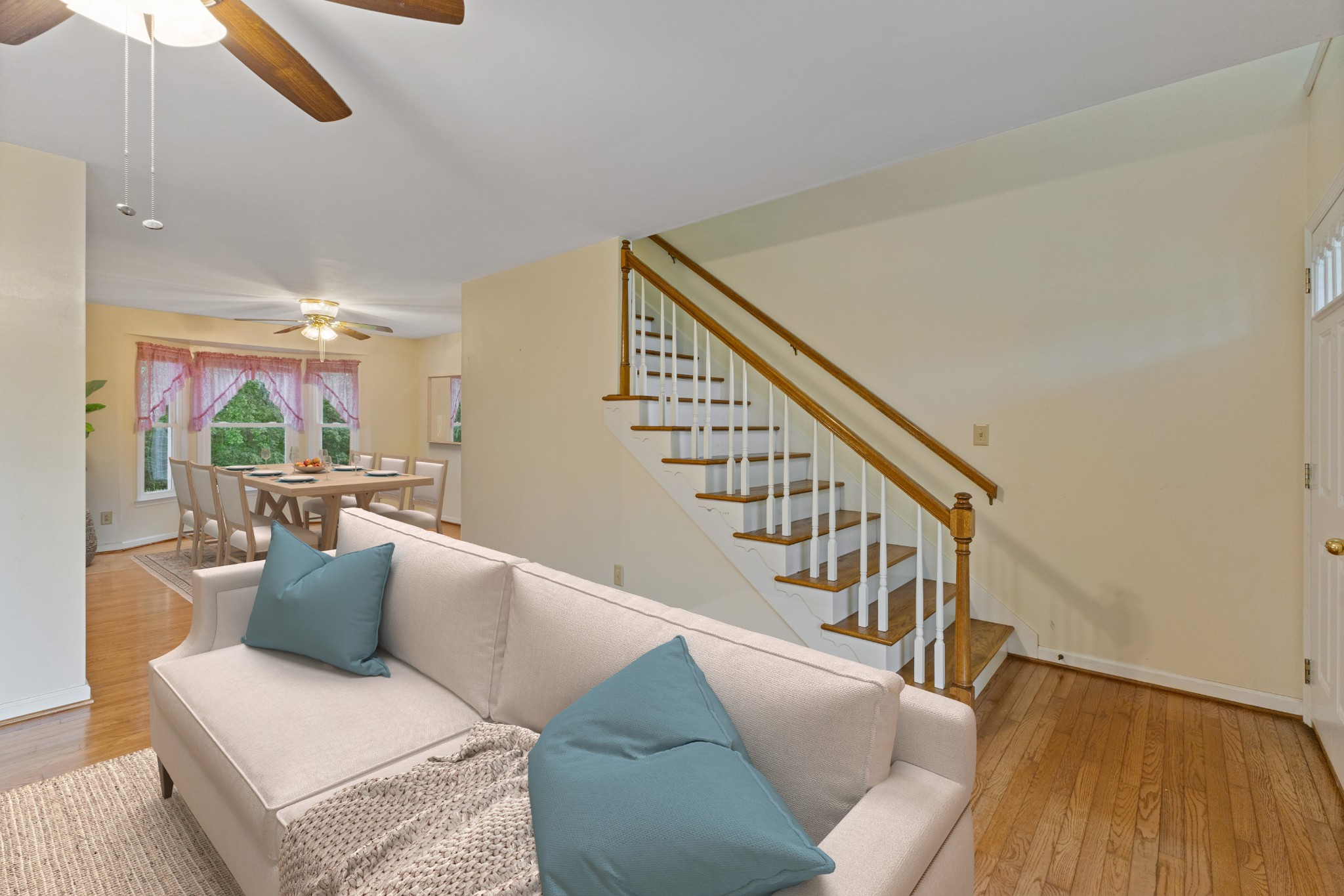 4045 Old Nashville Highway Mc Ewen TN 37101